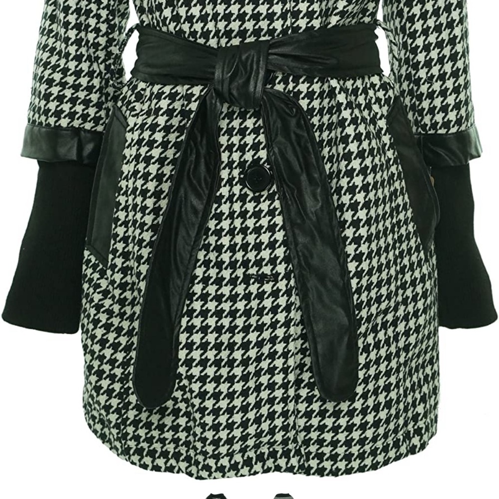 Black & White Coat - Picture 2 of 11